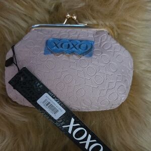 XOXO Blush Pink Embossed Clutch Coin Purse NWT